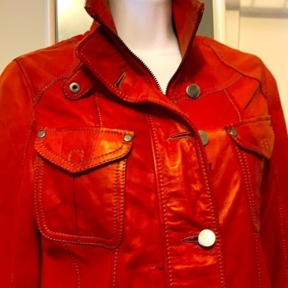 Italian made Designer genuine leather buttoned jacket - Picture 2 of 10